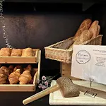 Hotel Mercure Bordeaux Aeroport 4*