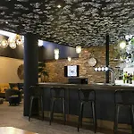 Mercure Bordeaux Aeroport 4*