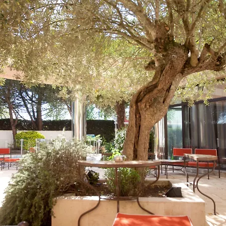 Hotel Mercure Bordeaux Aeroport 4*