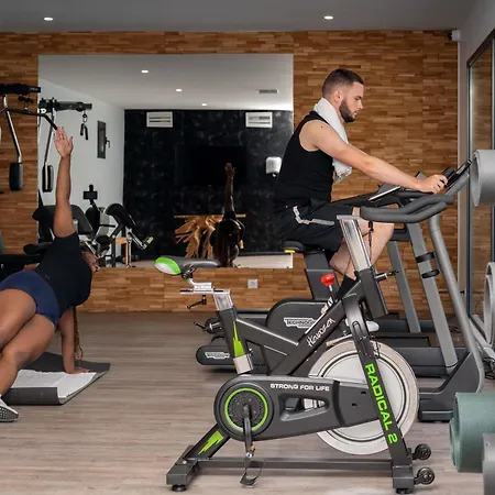 Mercure Bordeaux Aeroport Мериньяк