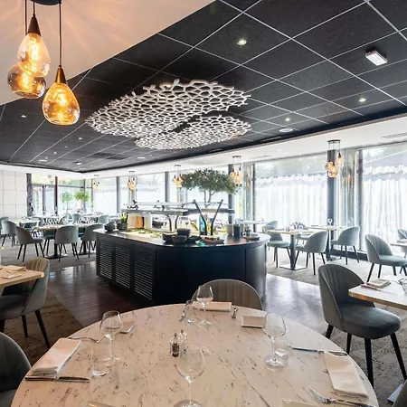 Mercure Bordeaux Aeroport Hotel 4*