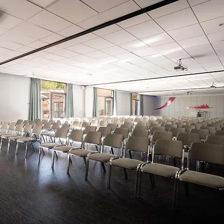 Mercure Bordeaux Aeroport Hotel 4*
