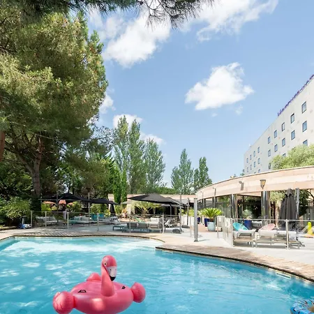 Mercure Bordeaux Aeroport 4*